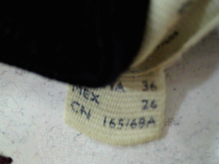 Jeans Springfield de la taille 36, de couleur noir de denim