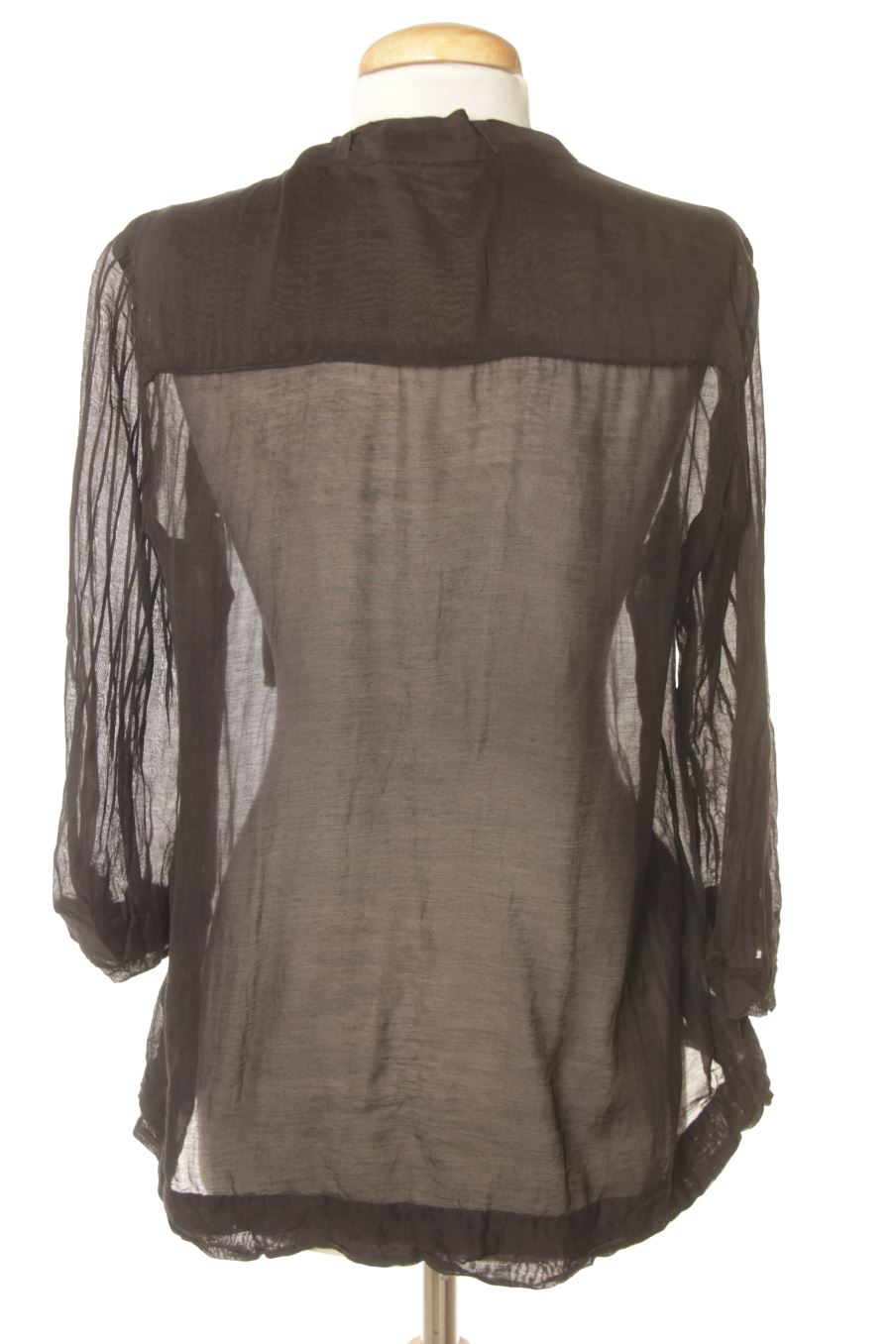 Blusa de manga larga de Massimo Dutti de la talla 42, de color negro de seda