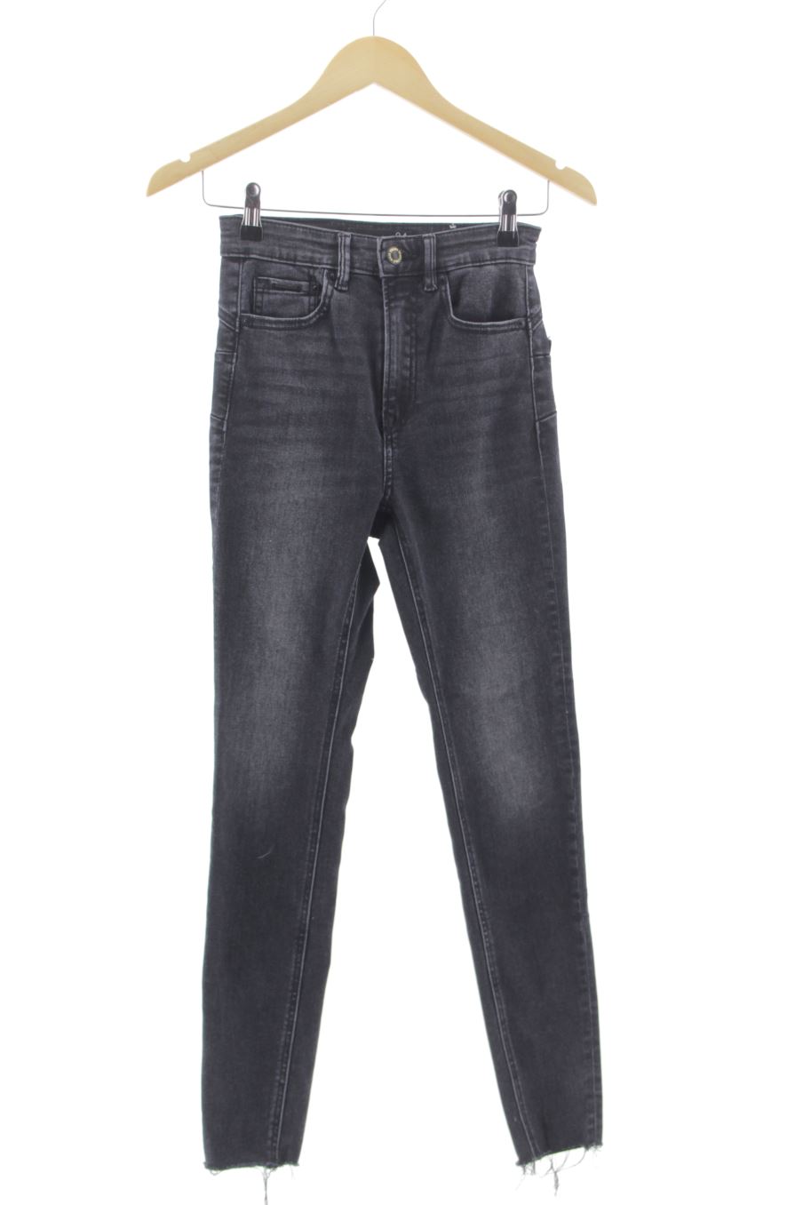 Jeans von Stradivarius Größe 34, Farbe Schwarz, aus Jeanskleidung für