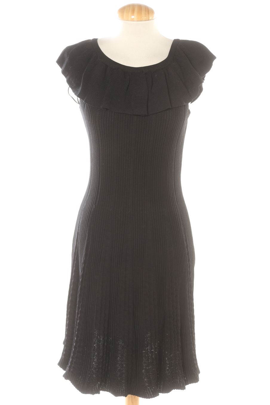 Robe casual Zara de la taille M, de couleur noir