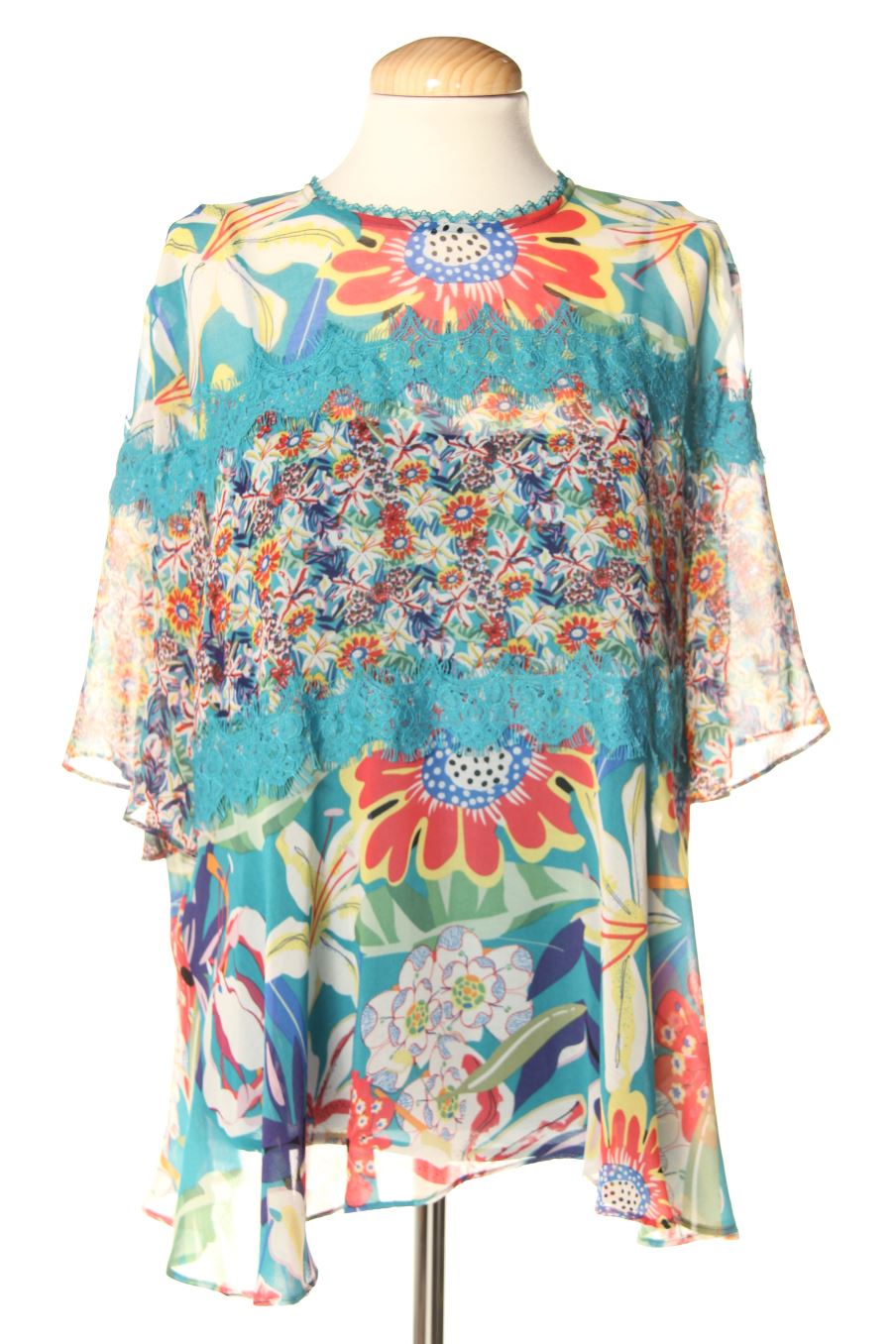 Blusa de manga corta de Purificación García de la talla 44, de color estampado