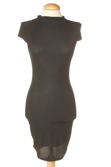 Einfaches Kleid 36 PRETTYLITTLETHING