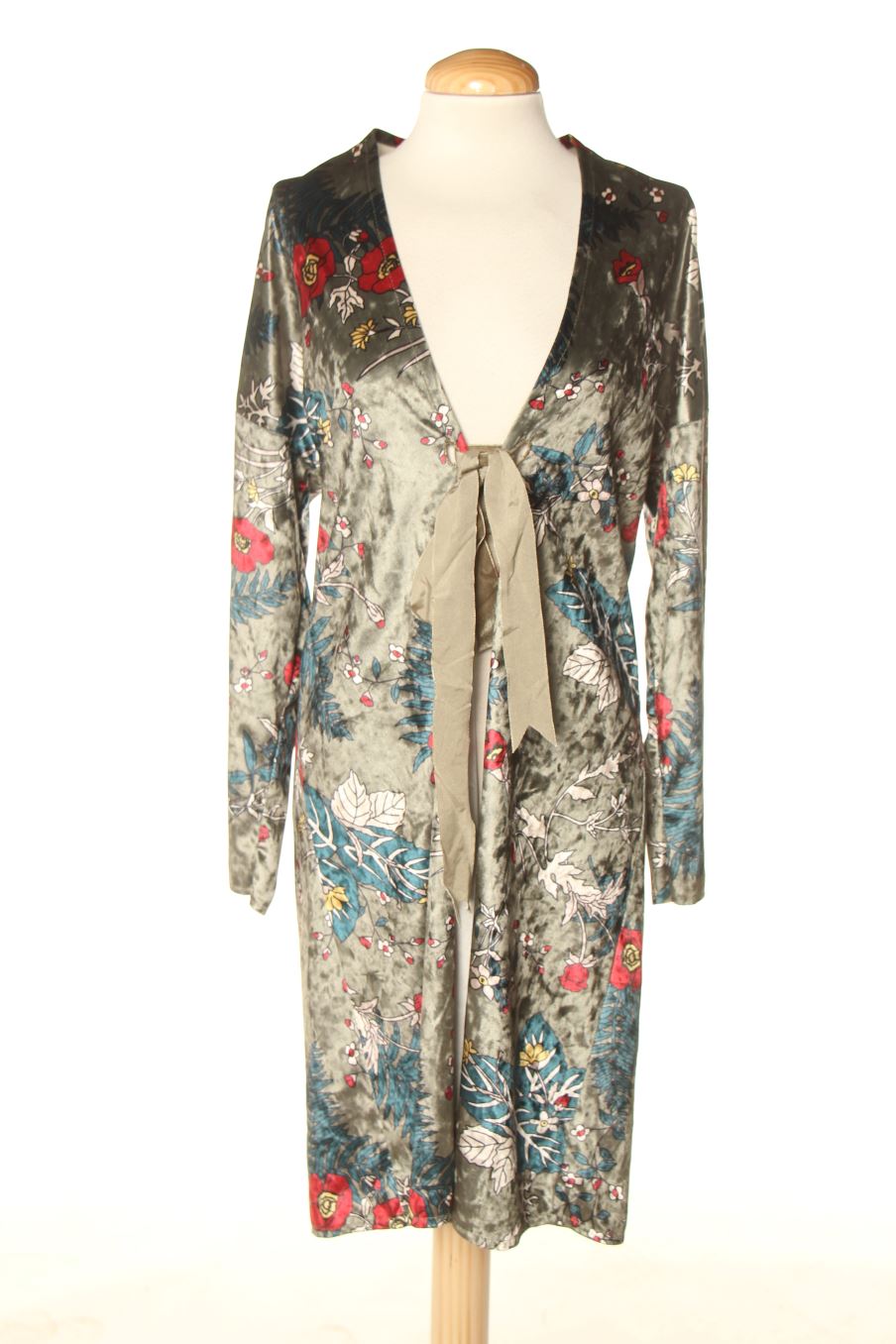 Kimono de Made in italy de la talla M, de color flores