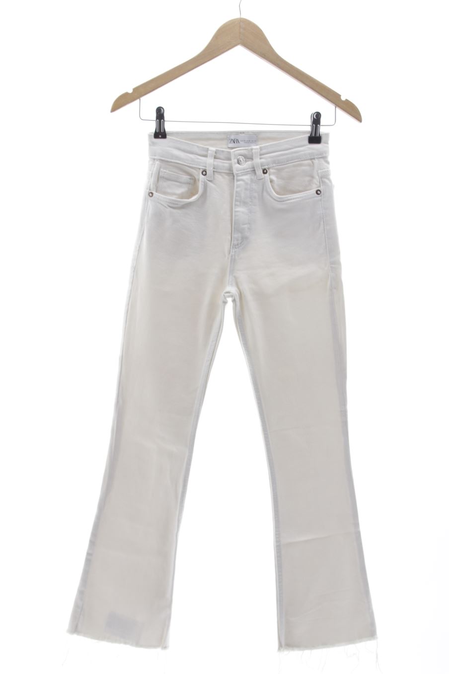 Jeans Zara de la taille 34, de couleur blanc de denim