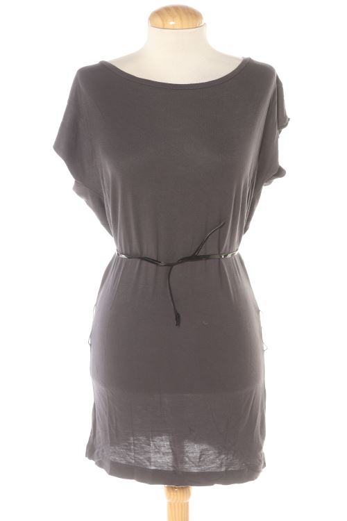Einfaches Kleid