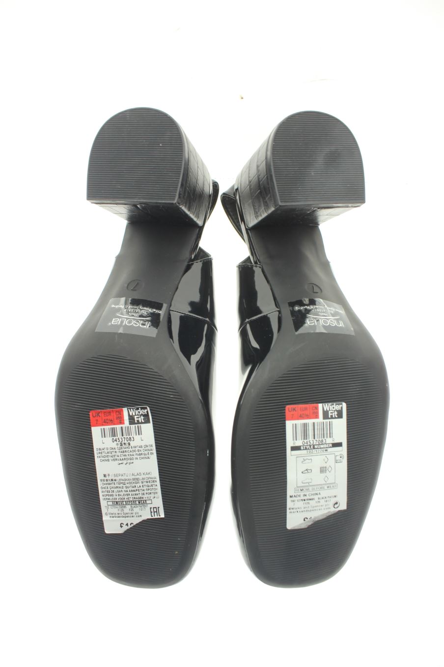 Sandalias tacon de M&S de la talla 40, de color negro de
