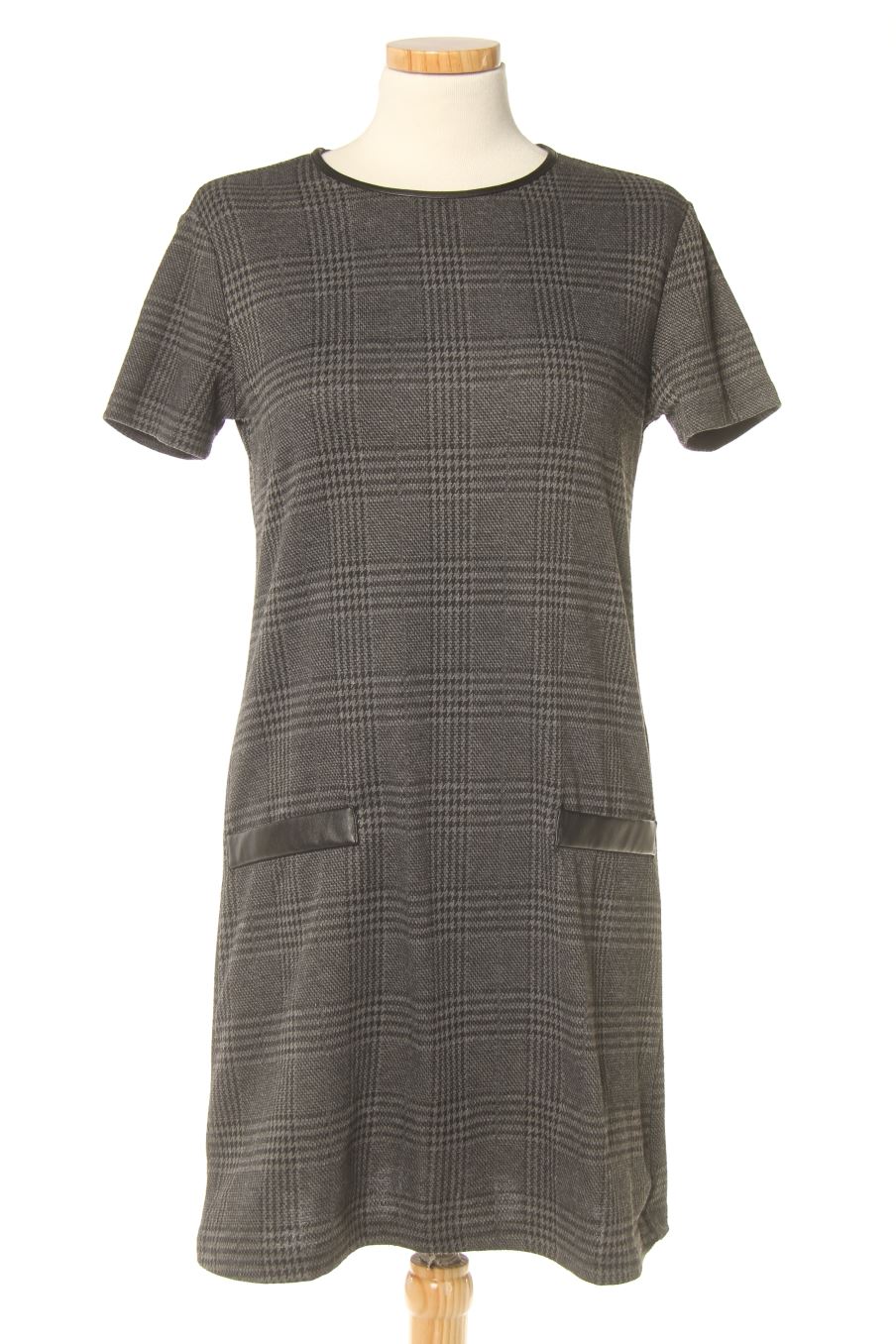 Vestito casual de Stradivarius de la talla S, de color quadri