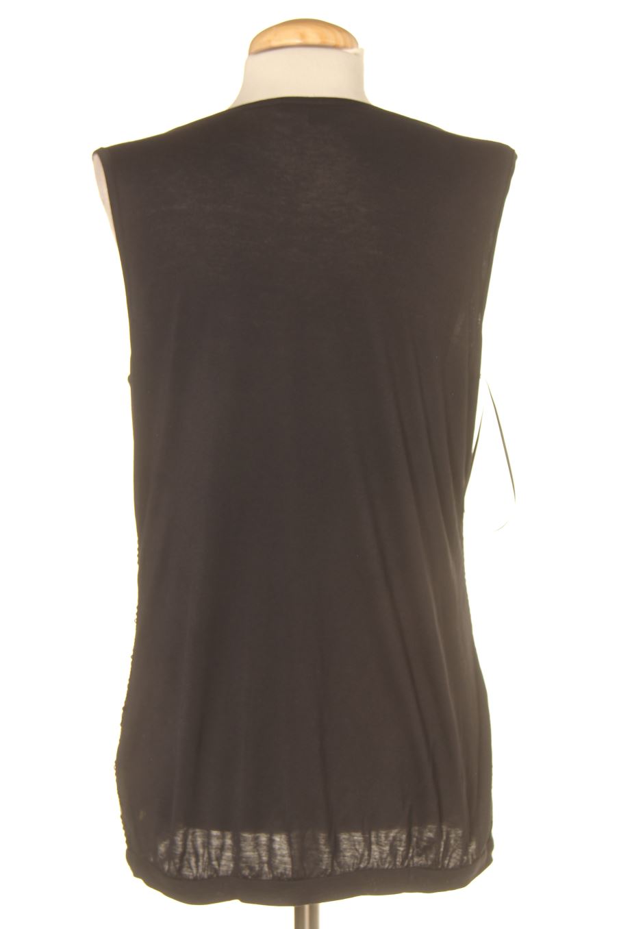 Top de Yessica (C&A) de la talla 40, de color negro