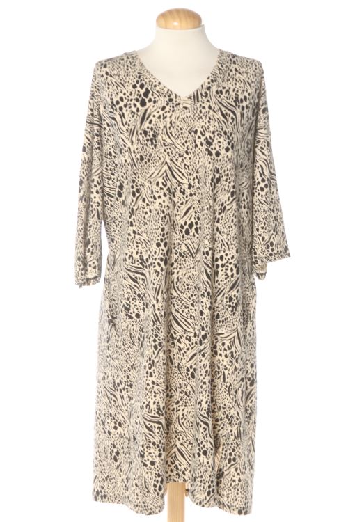 Einfaches Kleid