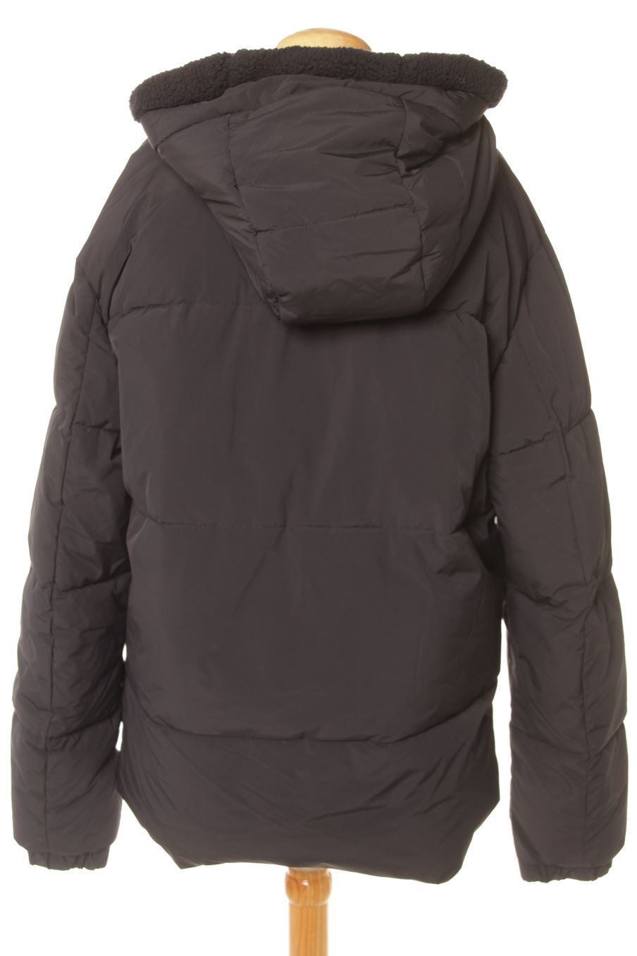 Manteau C&A de la taille M, de couleur bleu marine