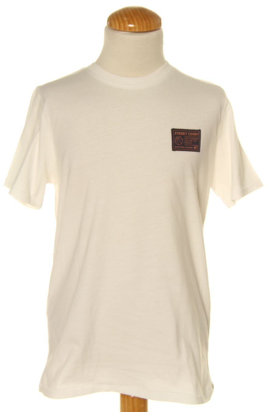 T-shirt Mango de la taille 11 ans avec une étiquette