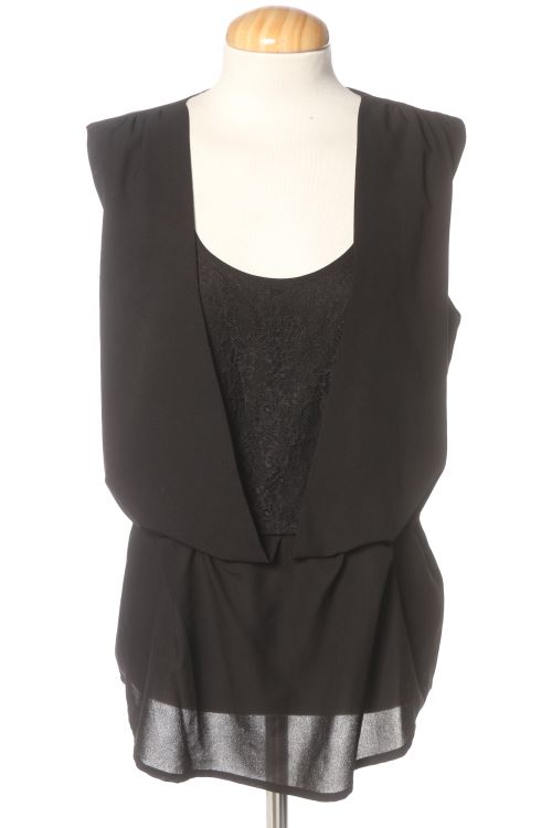 Aufwändiges Top