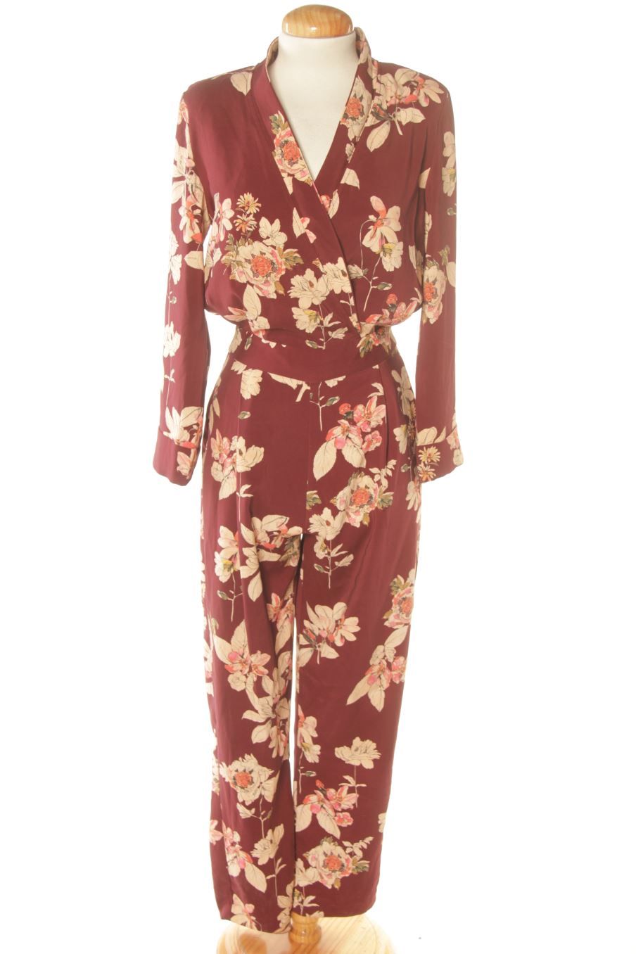 Mono de Zara de la talla XS, de color flores