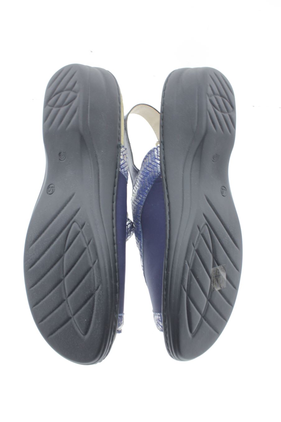 Sandalias planas de PUCHE de la talla 40, de color azul marino de