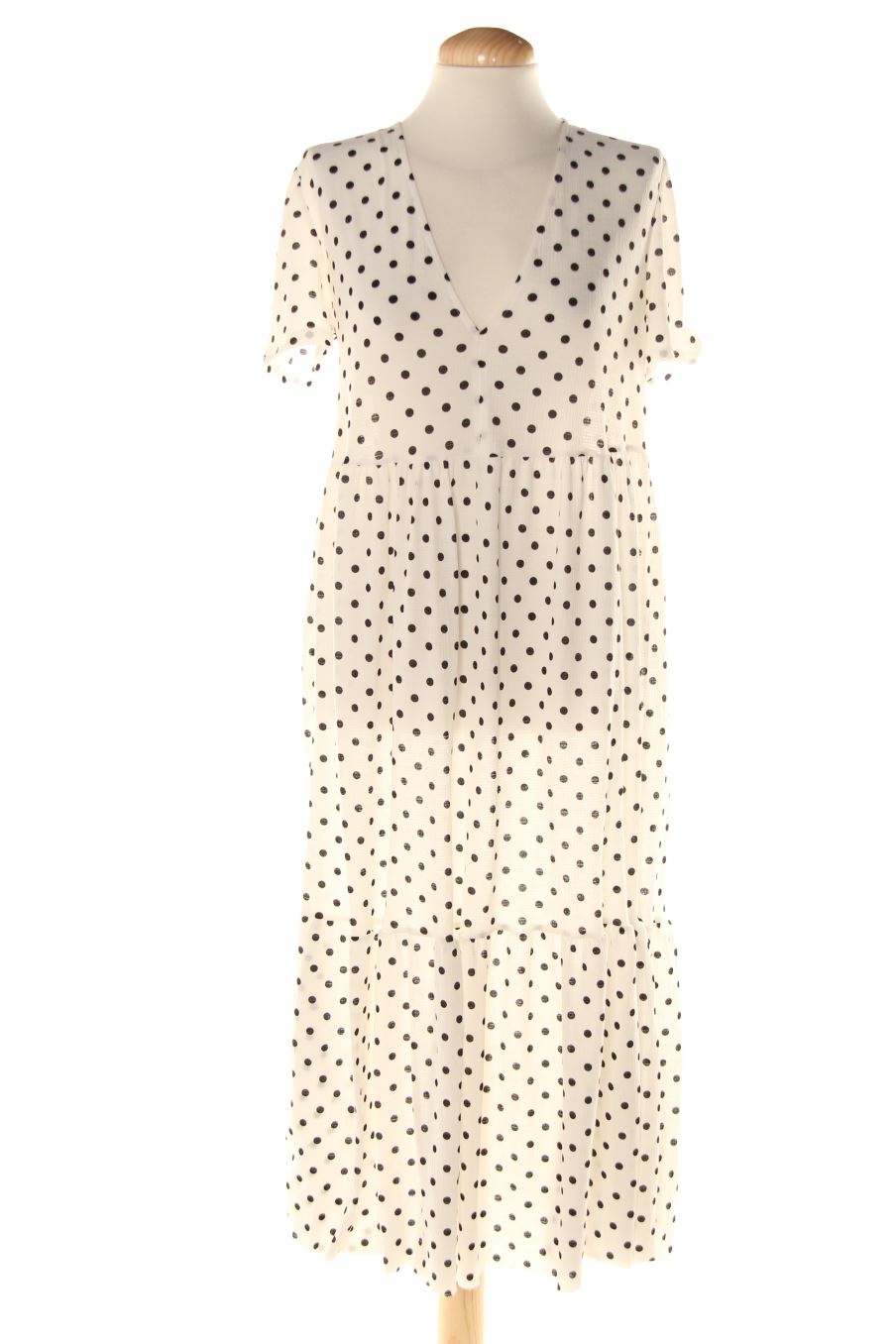 Vestido casual de Zara de la talla S, de color blanco