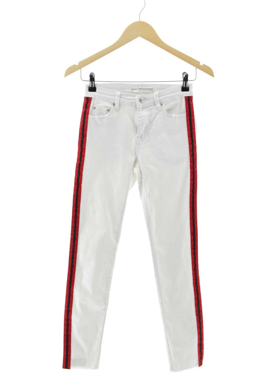 Jeans Stradivarius de la taille 34, de couleur blanc de denim