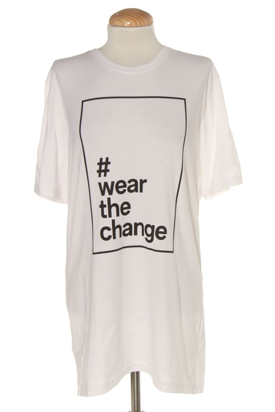 T-shirt C&A de la taille M, de couleur blanc