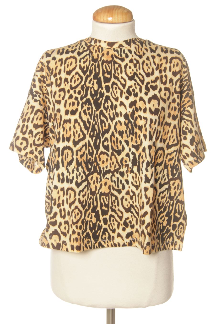Camiseta de Bershka de la talla S, de color animal print