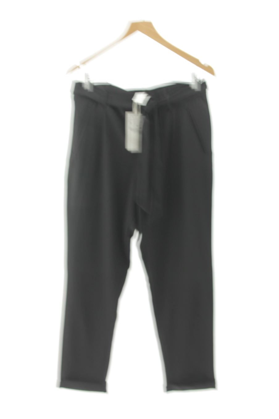 Pantaloni de Trafaluc de la talla L, de color nero