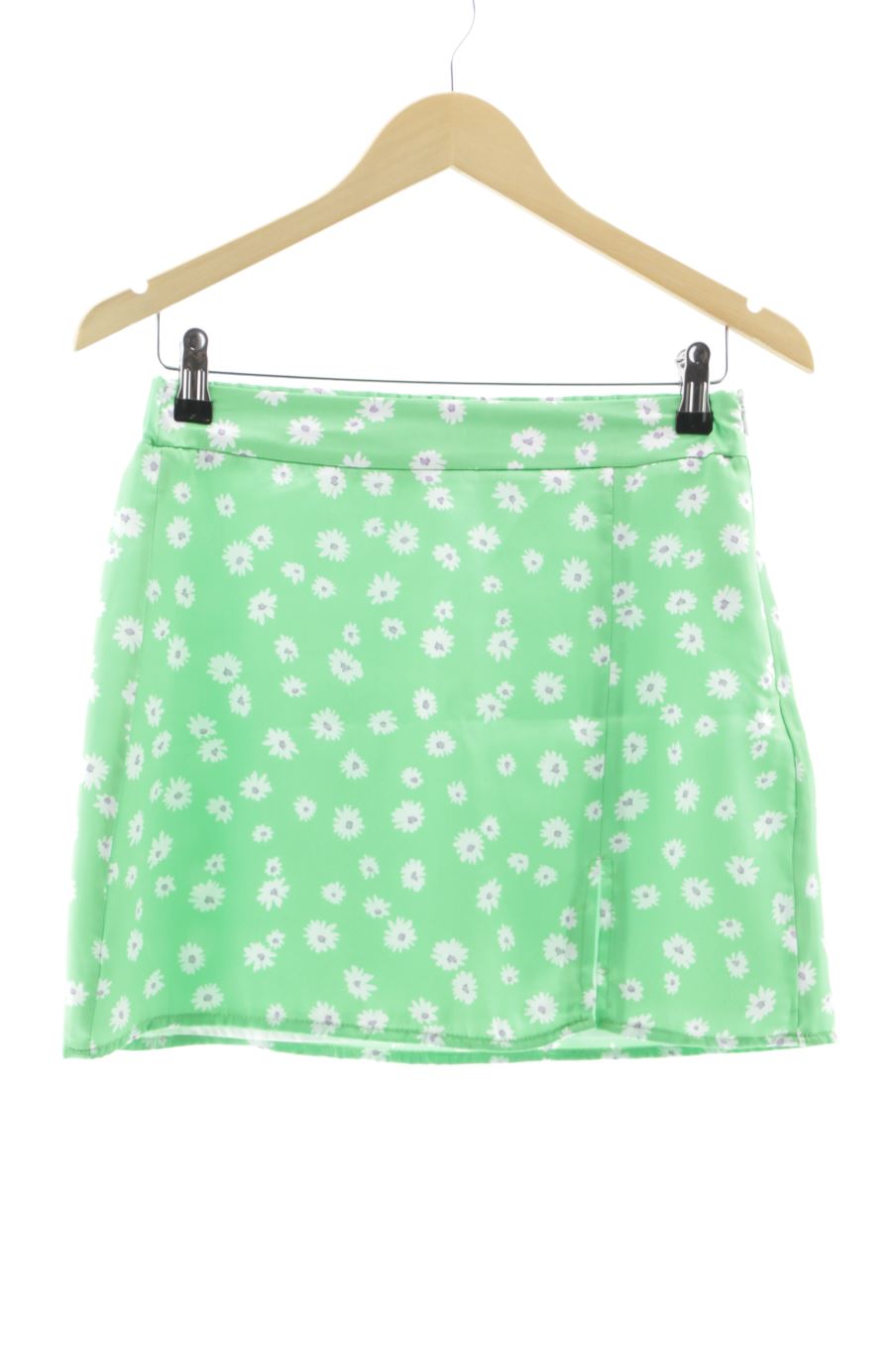 Jupe Bershka de la taille M, de couleur fleurs