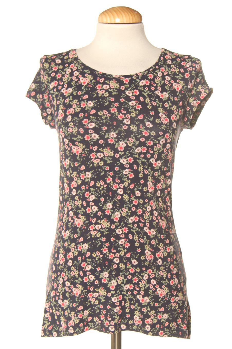 Camiseta de Clockhouse (C&A) de la talla M, de color flores