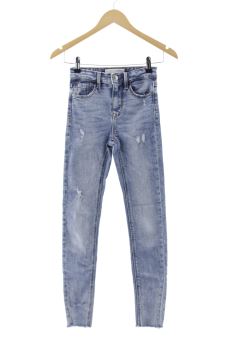 Jeans 32 Stradivarius, photo 1 sur 2
