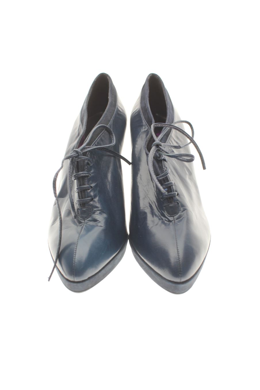 Zapatos de tacon de Daniela de la talla 38, de color azul marino de