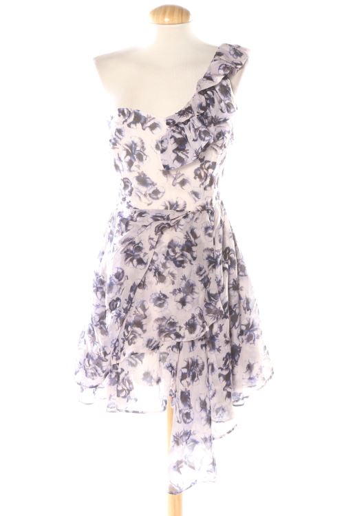 Einfaches Kleid