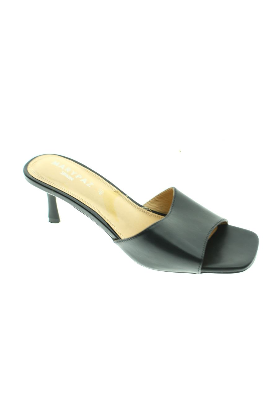 Sandalias tacon de Mary Paz de la talla 40, de color negro de