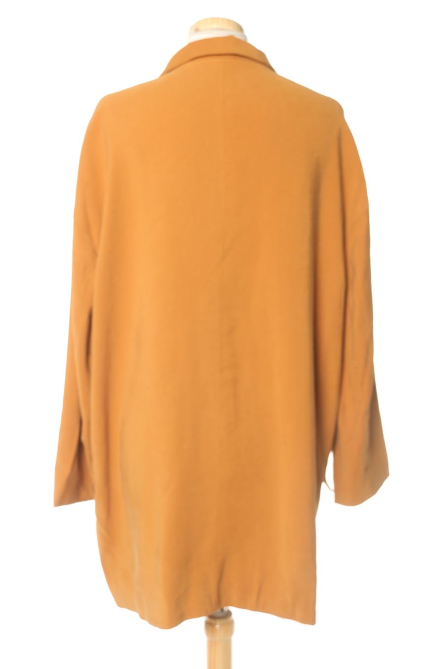 Blazer de Mango de la talla L, de color mostaza
