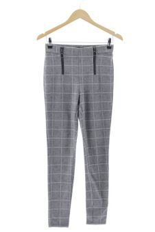 Pantaloni 38 Stradivarius, foto 1 di 2