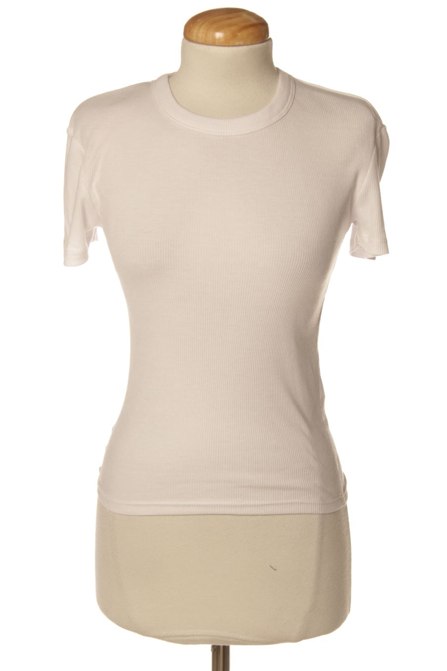 T-shirt Zara de la taille S, de couleur blanc