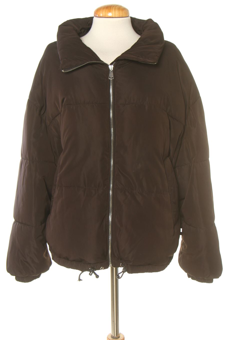 Blouson Pull & Bear de la taille L, de couleur noir