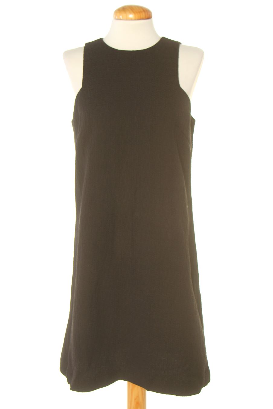 Robe casual H&M de la taille 38, de couleur noir