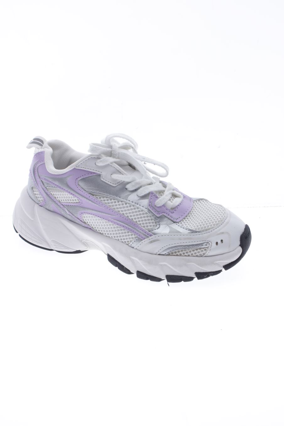 Deportivos de Zara de la talla 36, de color bianco