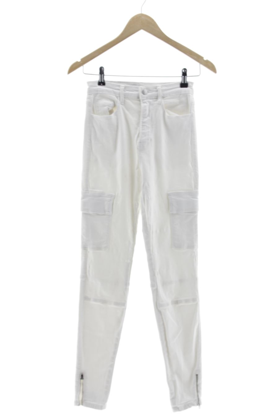 Jeans Stradivarius de la taille 34, de couleur blanc de denim