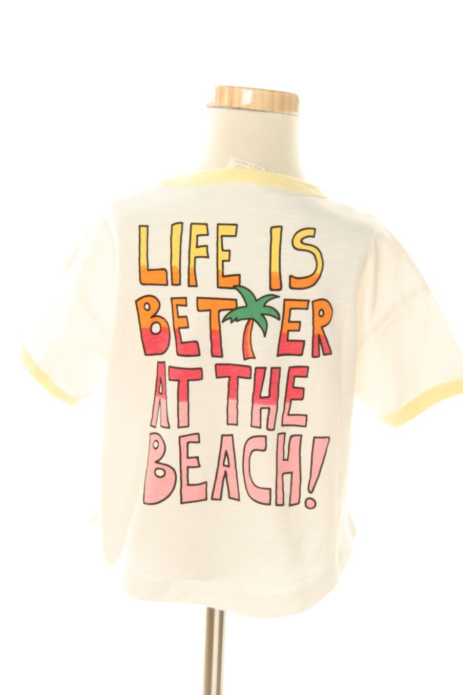 Camiseta de Zara de la talla 5 años de segunda mano