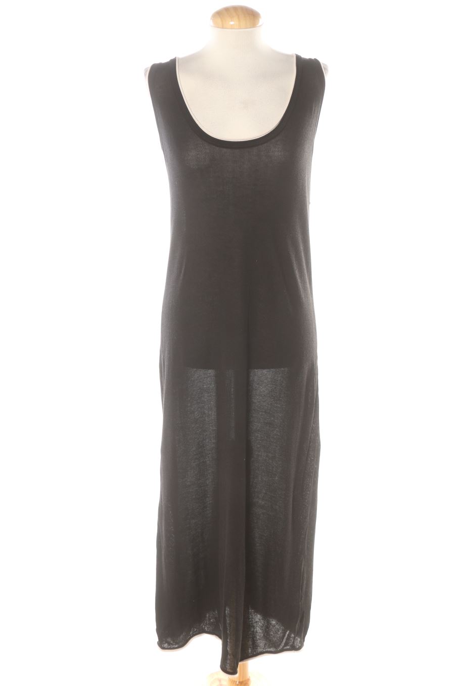 Robe casual Zara de la taille S, de couleur noir