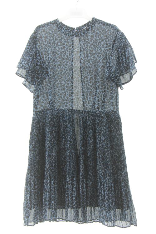 Aufwändiges Kleid