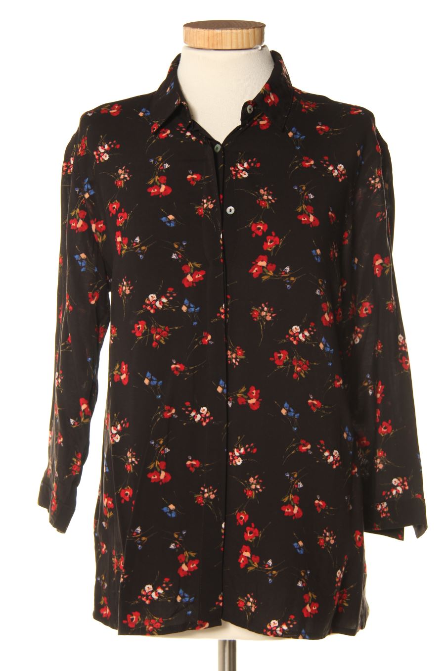 Camisa de Stradivarius de la talla S, de color flores