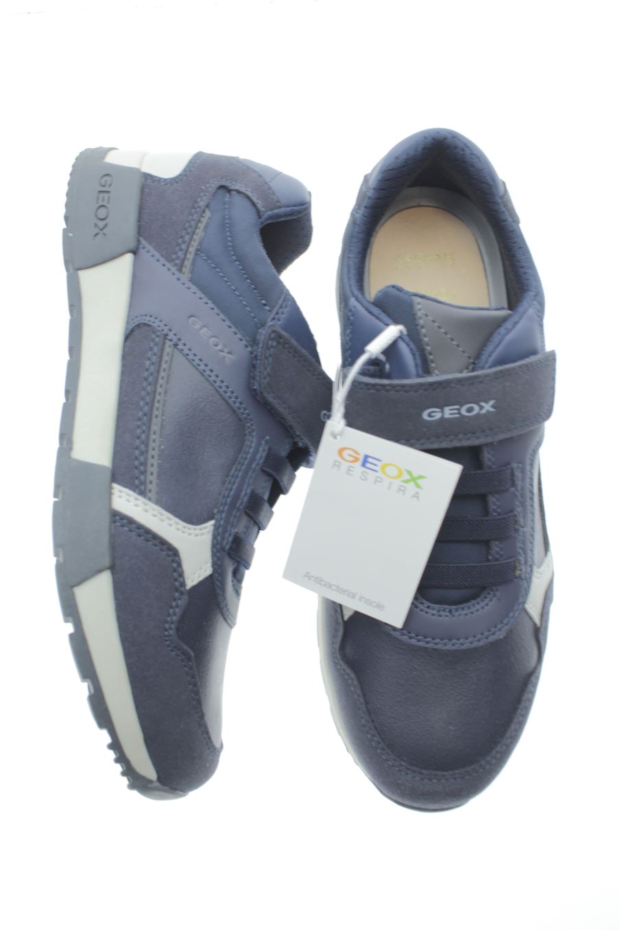 Zapatillas de Geox de la talla 37 con etiqueta
