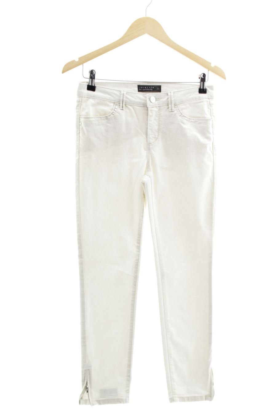 Vaquero de Lola Liza de la talla 36, de color blanco de ropa vaquera