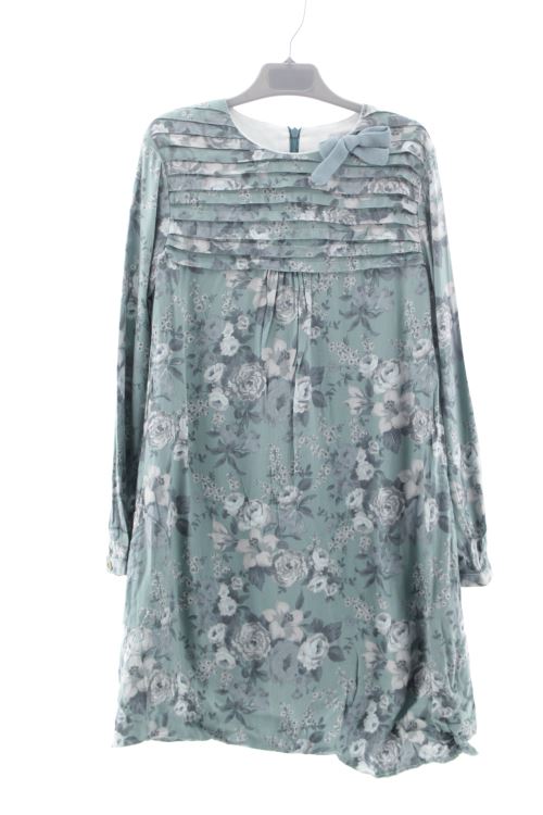 Aufwändiges Kleid