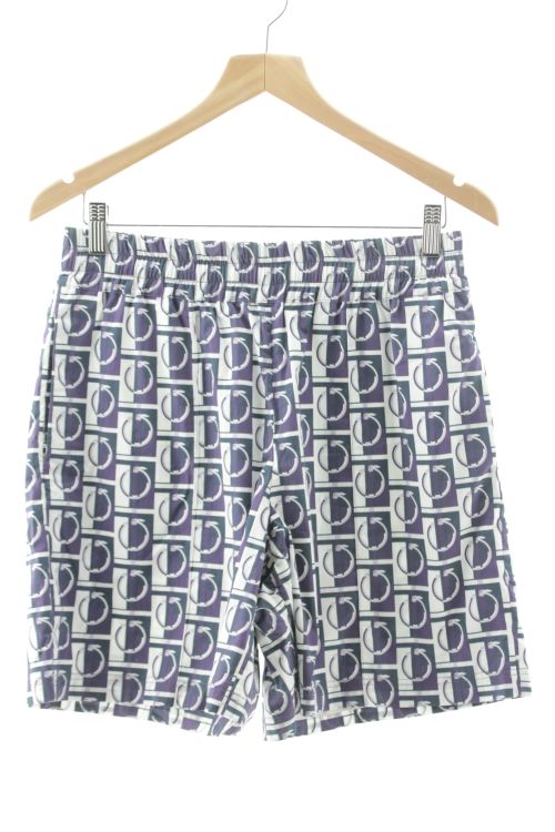 Pantaloni corti