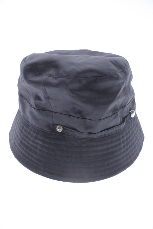Chapeaux