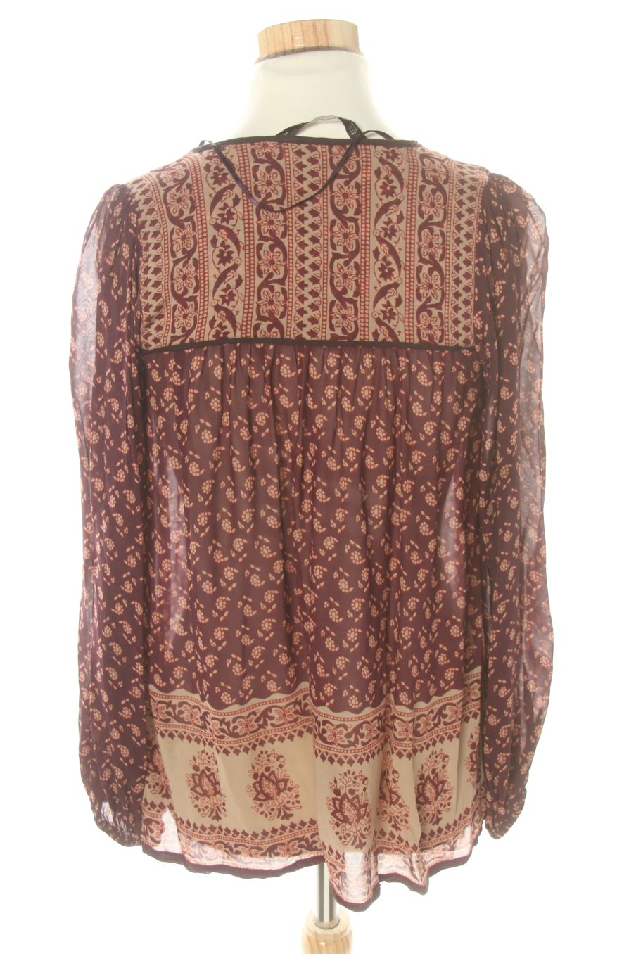 Blusa de manga larga de Zara de la talla XS, de color estampado