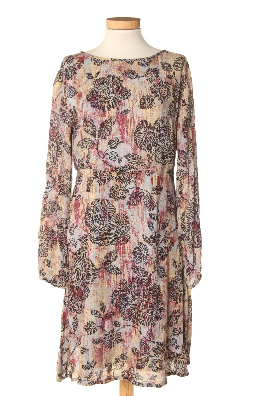 Robe casual Surkana de la taille M, de couleur imprimés