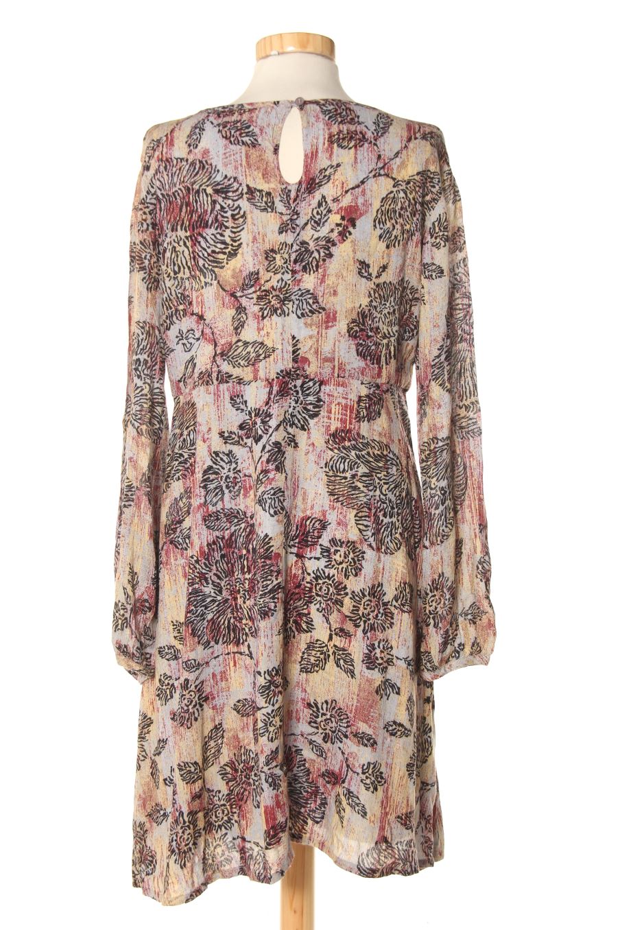 Robe casual Surkana de la taille M, de couleur imprimés