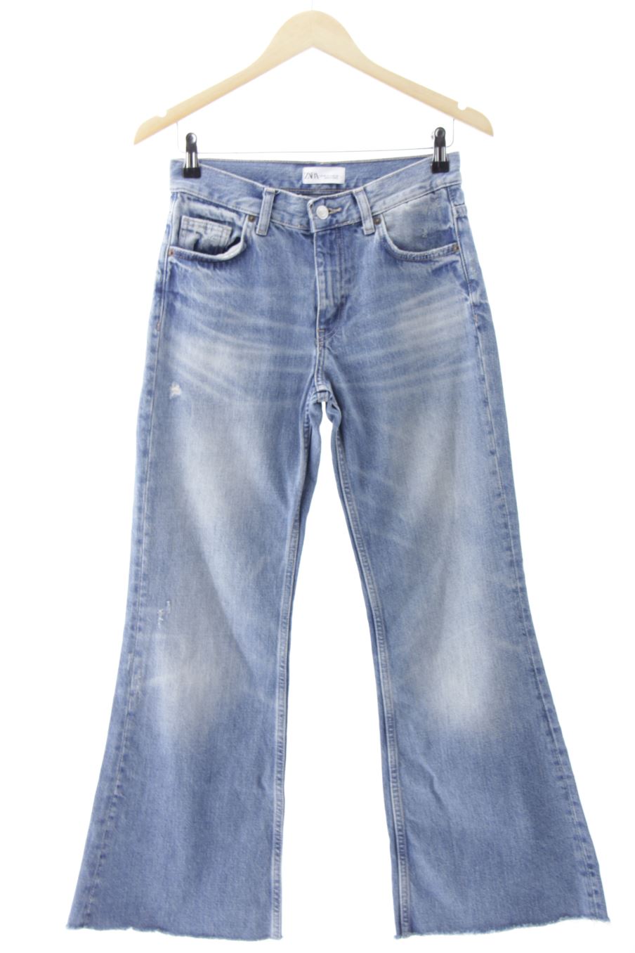 Jeans Zara de la taille 34, de couleur bleu de denim