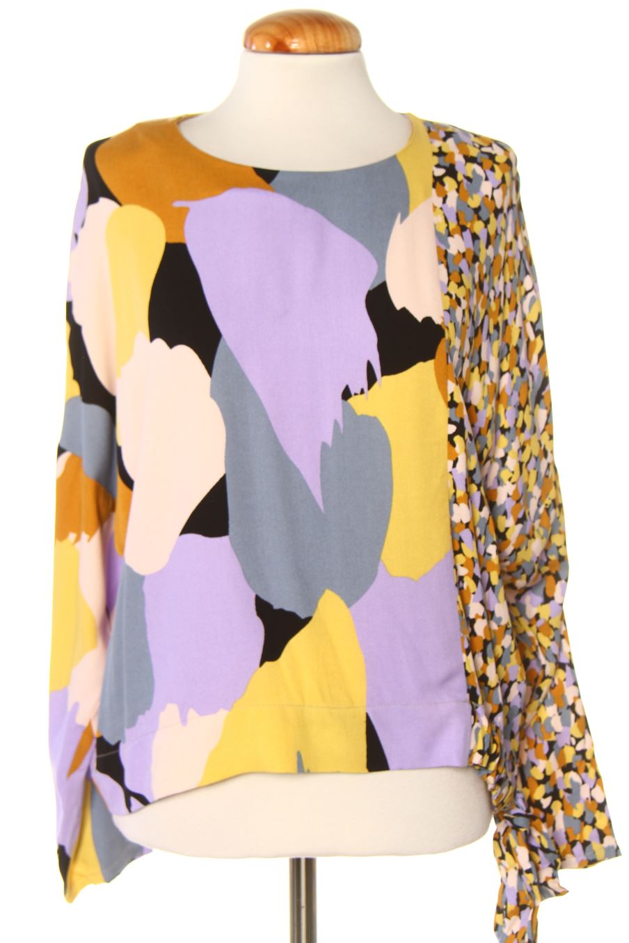 Blouse à manches longues SKFK de la taille 38, de couleur imprimés